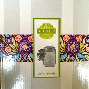 Scentsy Deck the Halls warmer